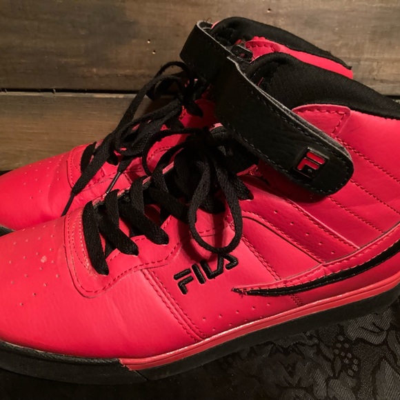 Men’s FILA high top sneakers size 8.5 - Picture 4 of 8